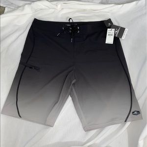 O’Neil beach shorts